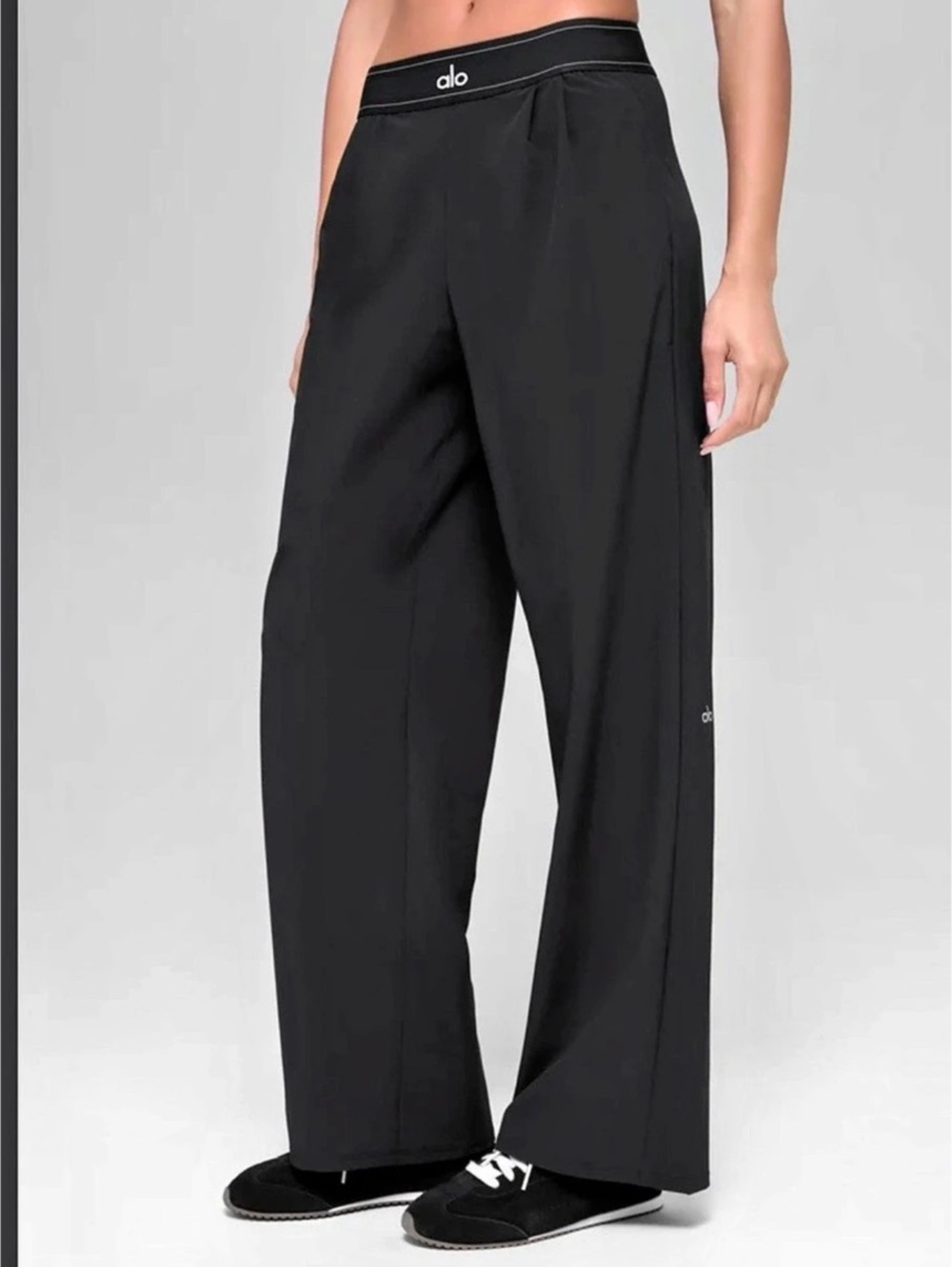 alo Black Wide Leg Track Pants Size Small Like New